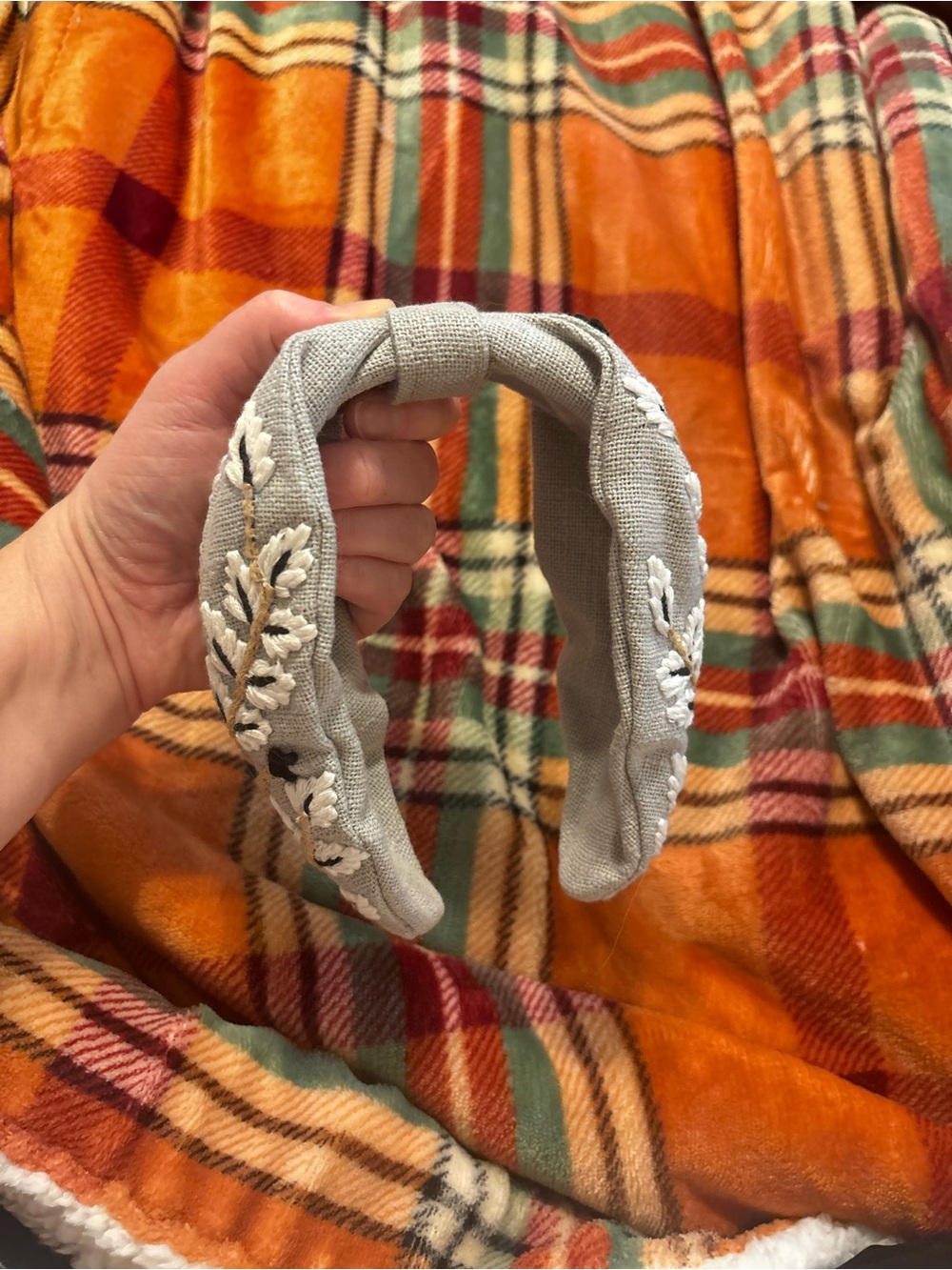 Embroidered Light Gray Thick Headband - Women Accessories - Perfect for Winter